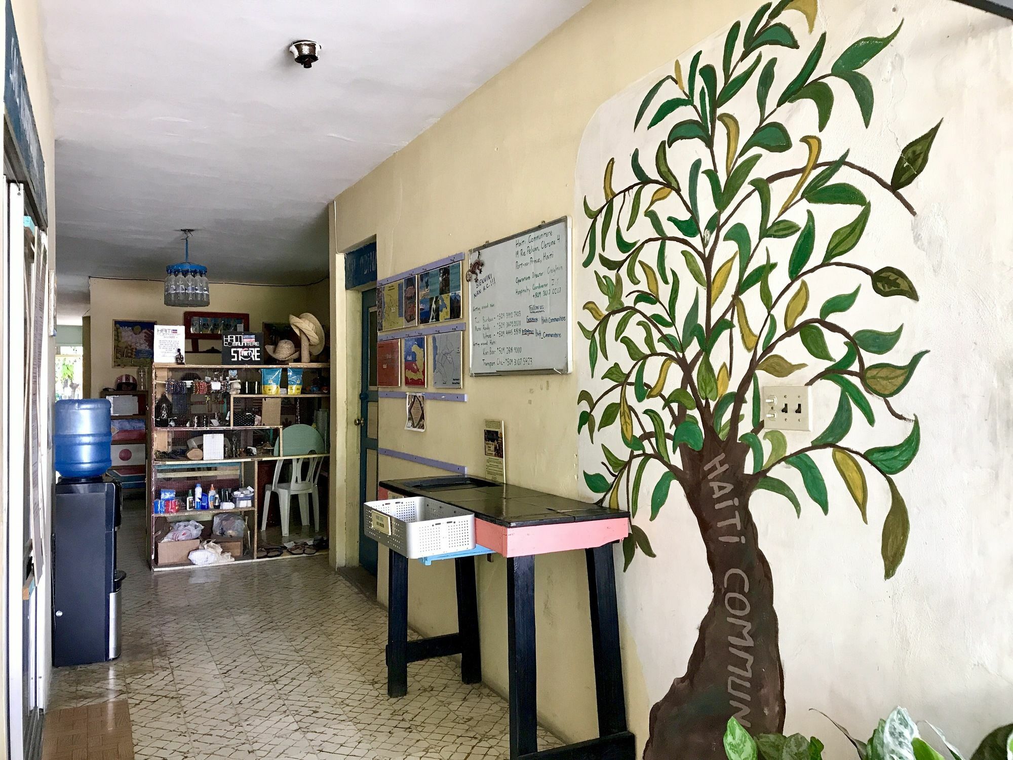 Haiti Communitere Hostel Port-au-Prince Exterior photo